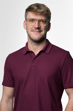 Matthias  R. - Product Lead CRO